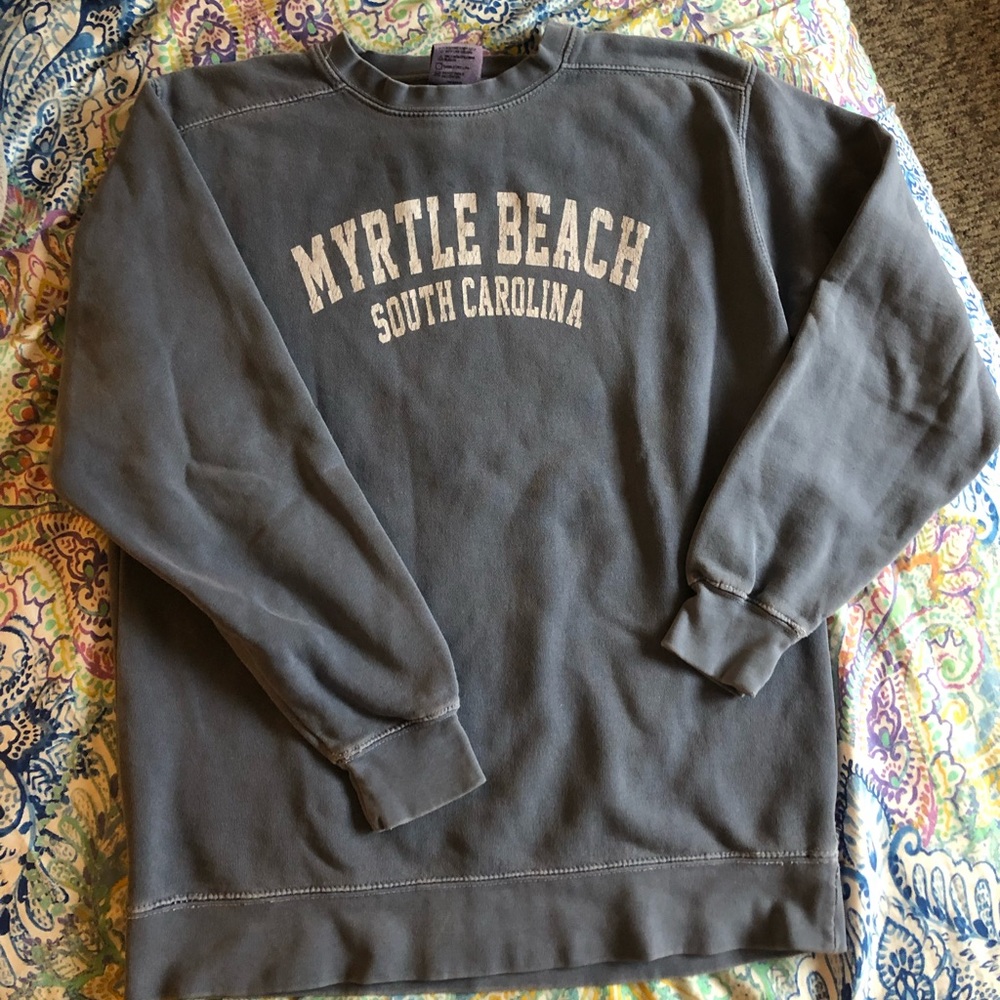 Crew-neck